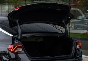 Крышка багажника на Kia K5 оригинал (б/у)

Материал: A