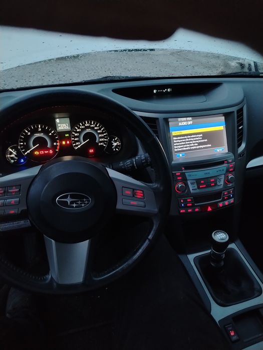 На части- subaru otback 2.0d