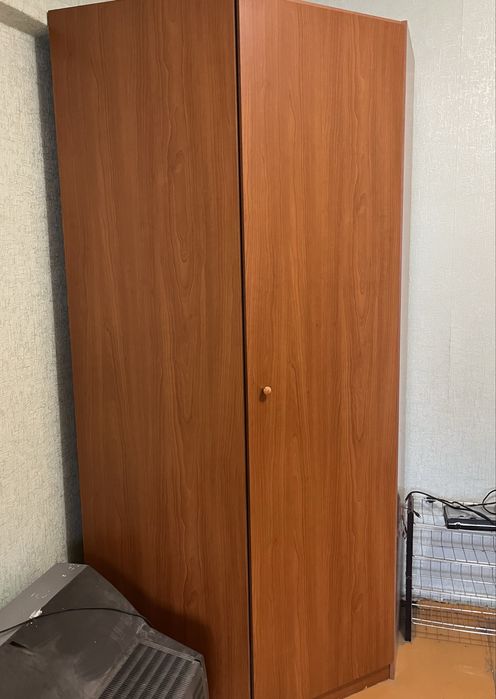 Угловой шкаф для одежды