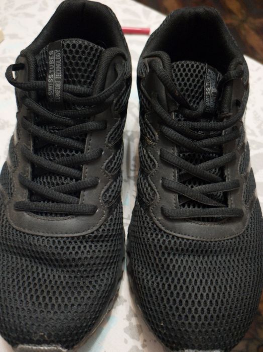 Маратонки K Swiss