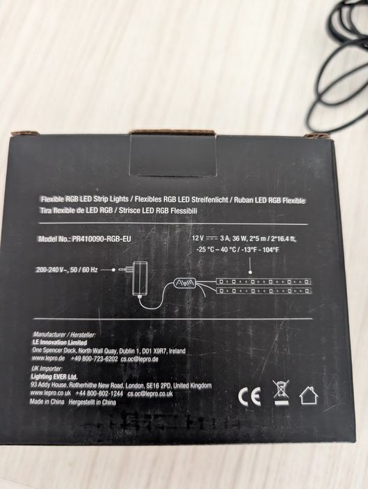 4 x Benzi Led RGB autoadezive, cu telecomanda.