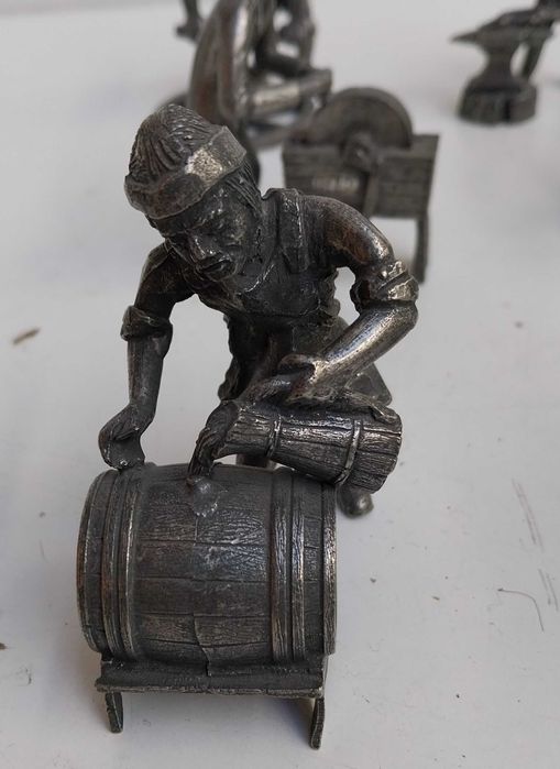 НАЙ ДОБРАТА ОФЕРТА 9 бр. ЛОТ Стари метални миниатюри , Daalderop