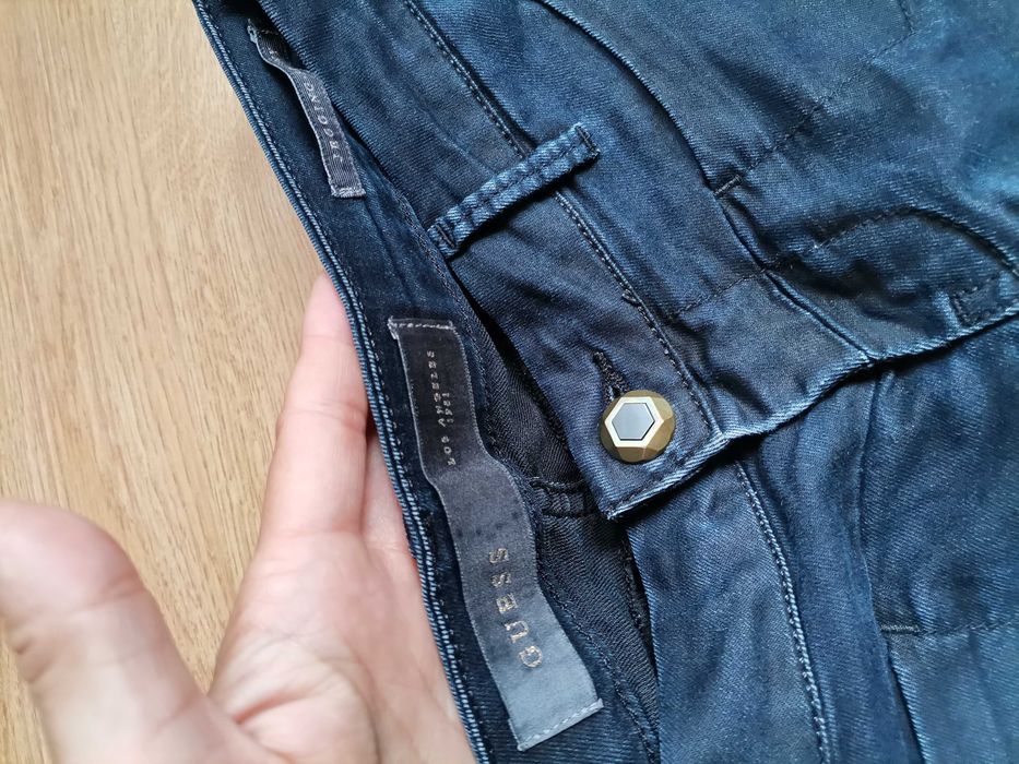Дамски дънки Guess. Размер 36