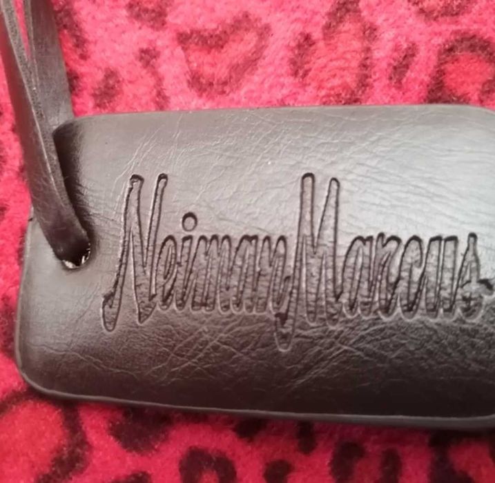 Нова Neiman Marcus Чанта Текстил Червена Леопардов Принт