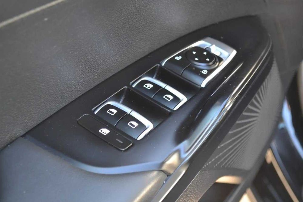 Kia K5 2021 года