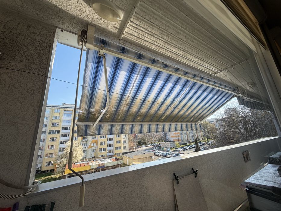 Два броя 4 метрови тенти