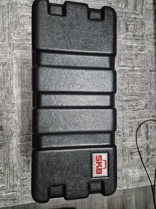 Case /rack aplificatoare 4u