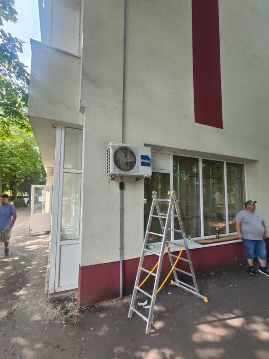 De inchiriat spațiu comercial la parterul blocului