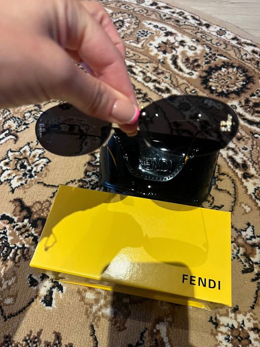 Слънчеви очила разпродажба