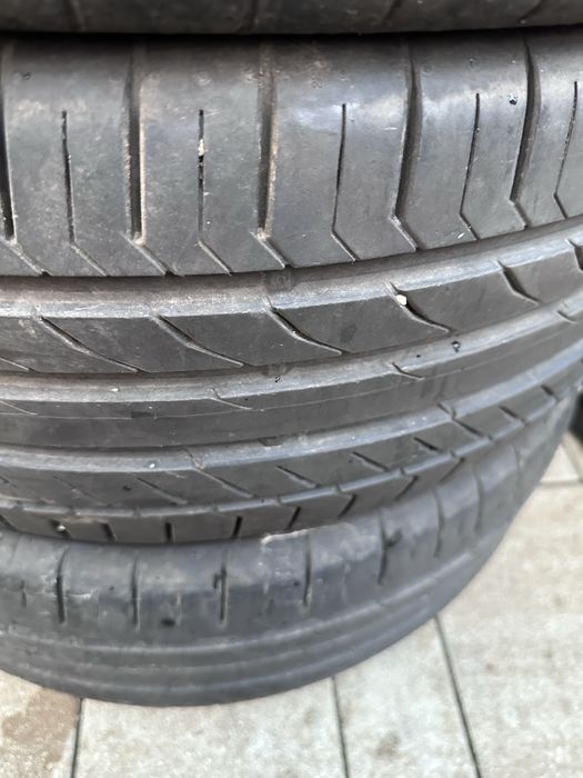 Set 4 anvelope Continental 235/50 R18