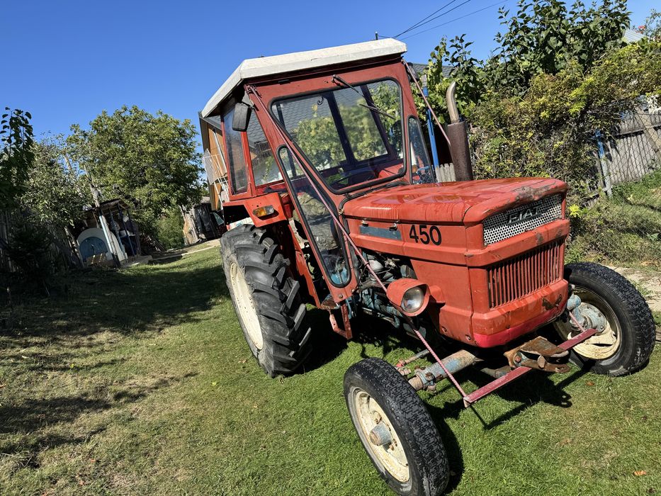 Tractor Fiat 450 in stare buna
