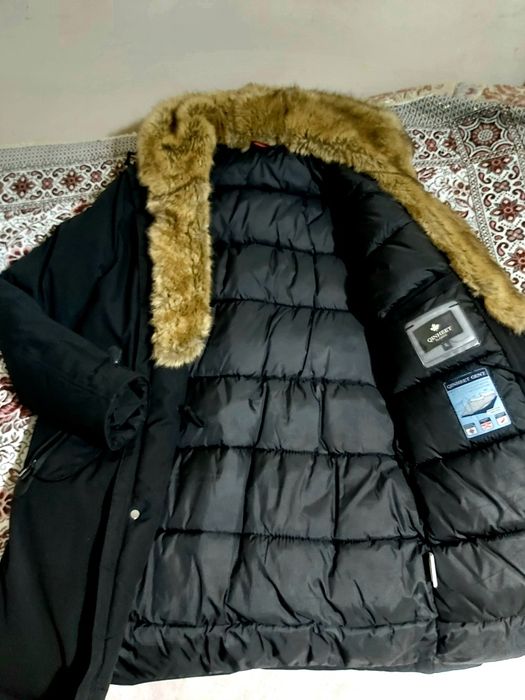 Продам куртку очень тёплая стильная