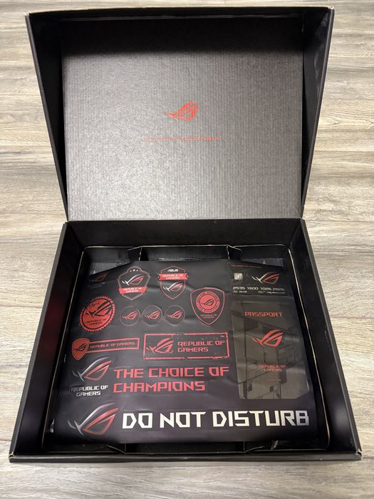 Продам Intel Core i7 7700k + мат. плата ASUS MAXIMUS IX FORMULA