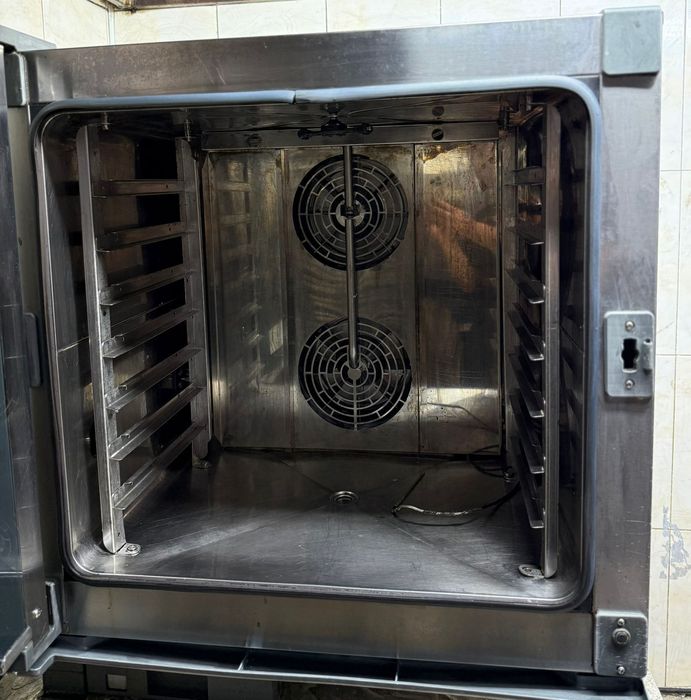 Пароконвектомат  Unox chef top