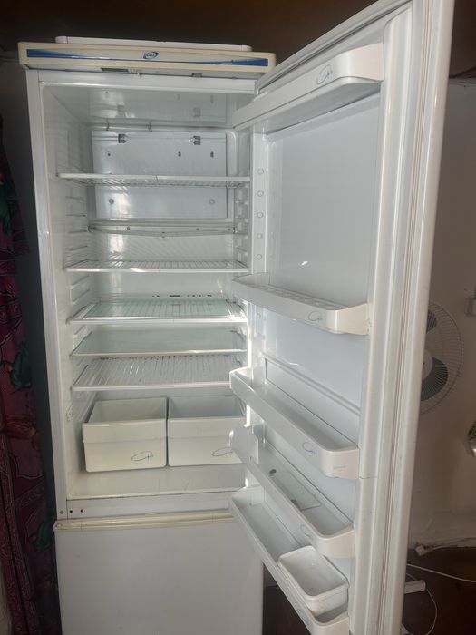 Продам холодильник в робочем состоянии