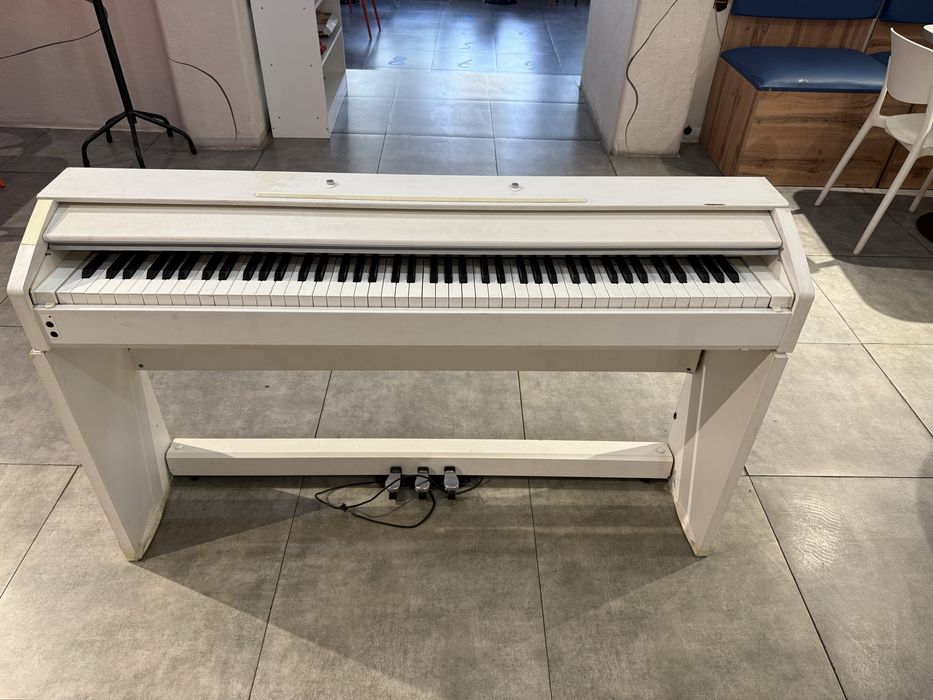 Цифровое пианино Casio PX - 750