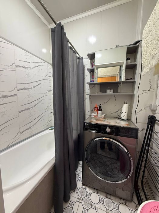 Продаётся однокомнатная квартира Юнусабад 4 квартал Шохсарой