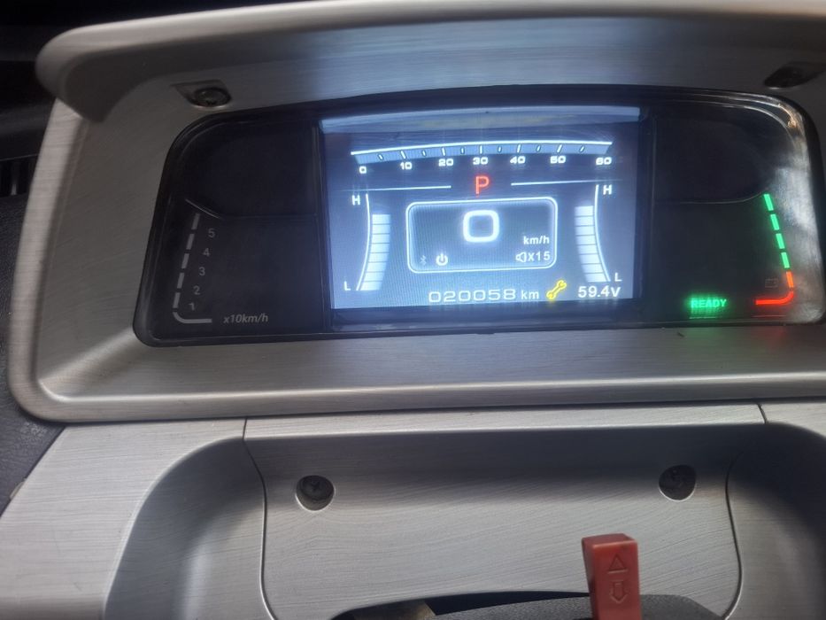 Masina electrica 2023 km 20.000 mii