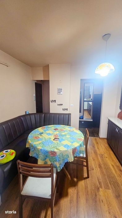 Apartament 3 camere bilateral Zona Craiovița