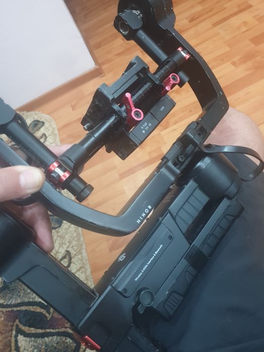 Dji Ronin M          .