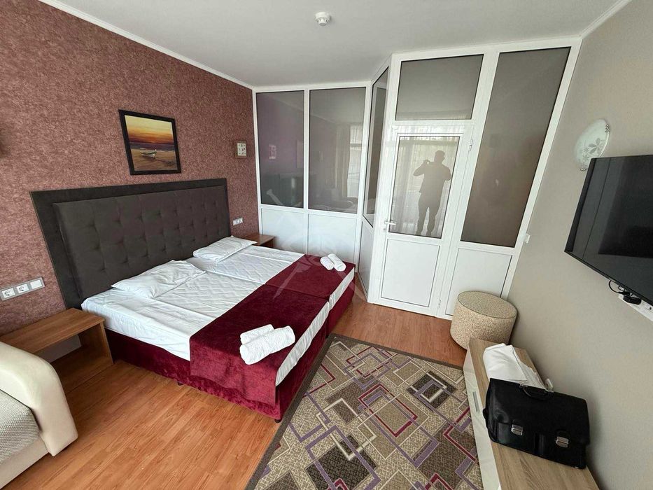 Продава се Тристаен апартамент в к.к. Слънчев бряг - 106 кв.м за 939 €/кв.м - Снимка #1