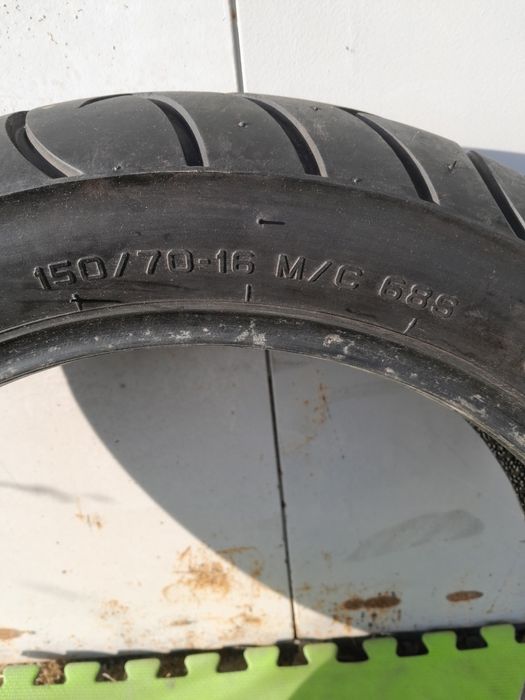 Продам мотошину PIRELLI.