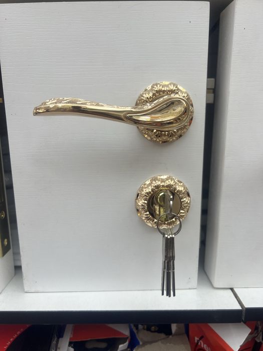 Дверные замки в широком ассартименте