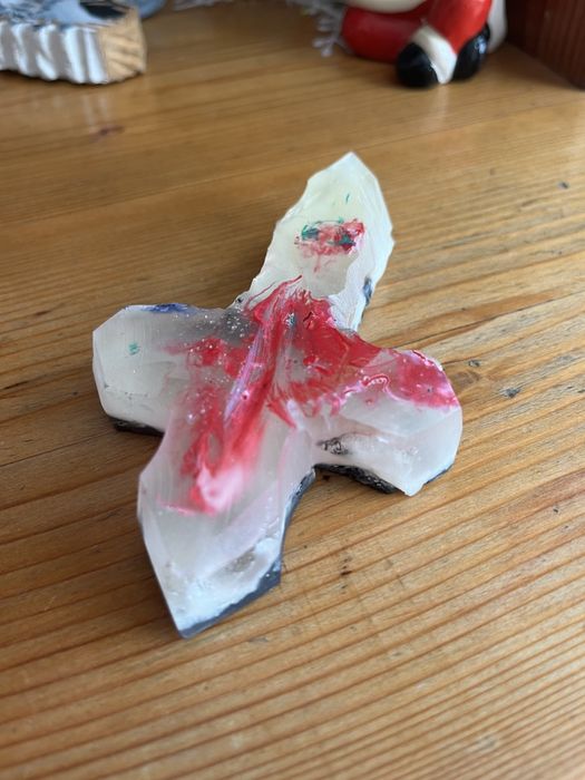 кръстче от епокси