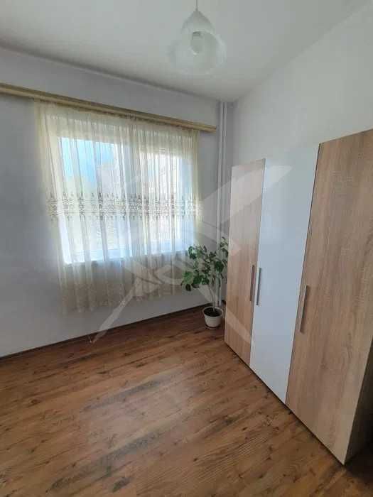 Дава се под наем Тристаен апартамент в Пловдив, Южен - 92 кв.м за 458.49 € - Снимка #7