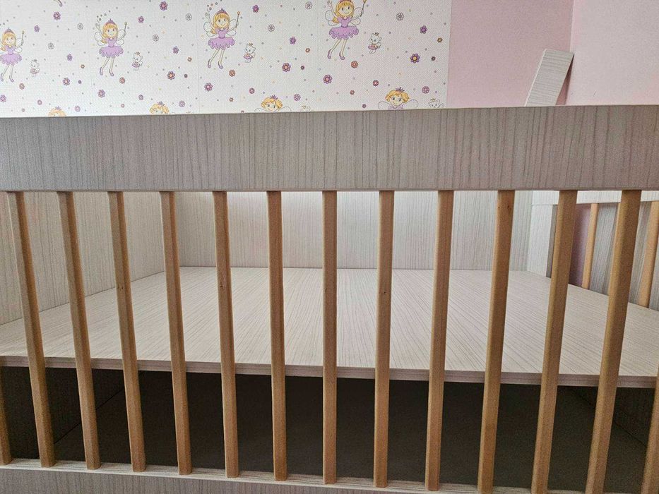 Две еднакви бебешки/детски легла правени по поръчка