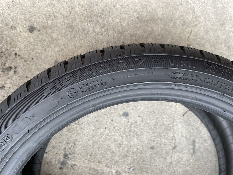 4 anvelope de iarna Nokian 215/40/17 ca noi