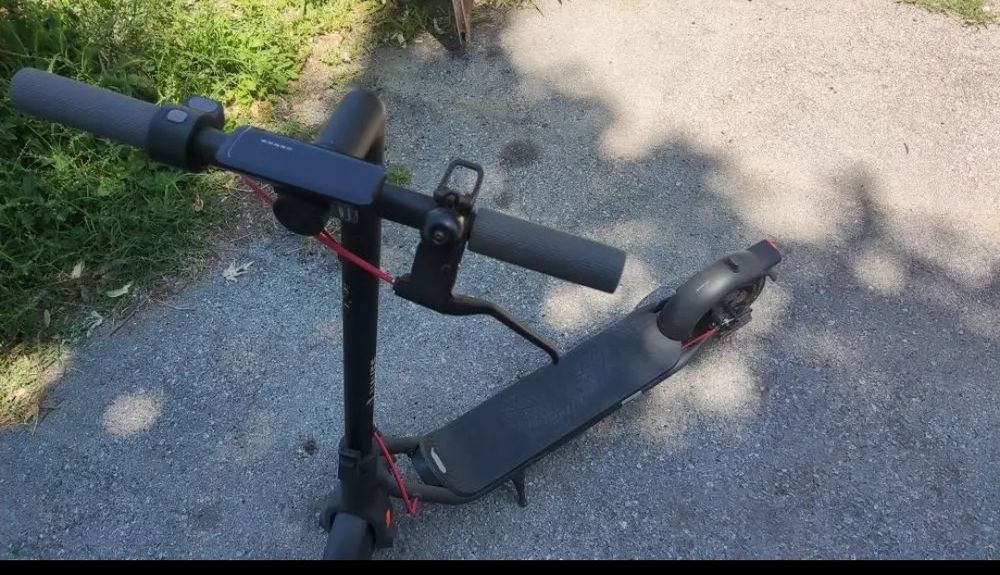 Електрическа тротинетка Navee V50