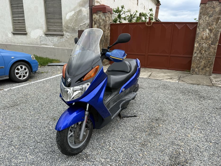 Scuter Suzuki Burgman 125 cmc