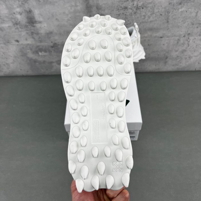 Adidasi Off White ODSY 1000