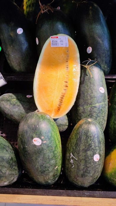 Семена жёлтого арбуза. Урожай 2025 года.