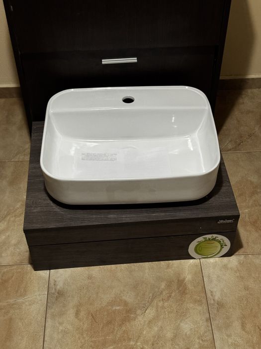 Нов плот за баня +мивка