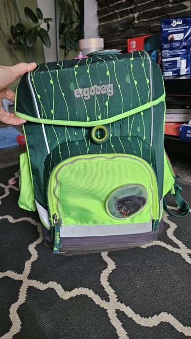 Ghiozdan ergonomic scoala