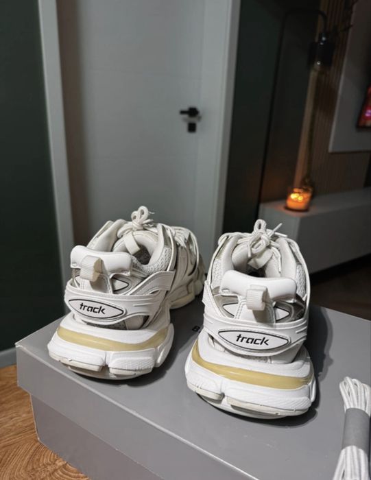 Balenciaga Track Led