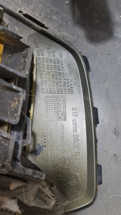 Colțar grila bara fata VW Arteon R line facelift 3G8807014