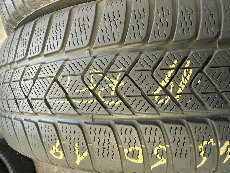 SET 4 Anvelope Iarna 245/50 R19 PIRELLI Sottozero 3 105V - Runflat