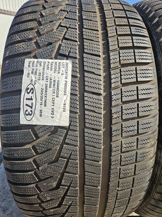 Vând anvelope iarna 265/35/19 265/35r19 HANKOK