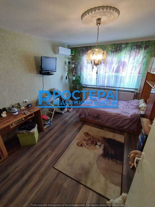Продава се Тристаен апартамент в Търговище, Запад 2 - 90 кв.м за 816 €/кв.м - Снимка #2
