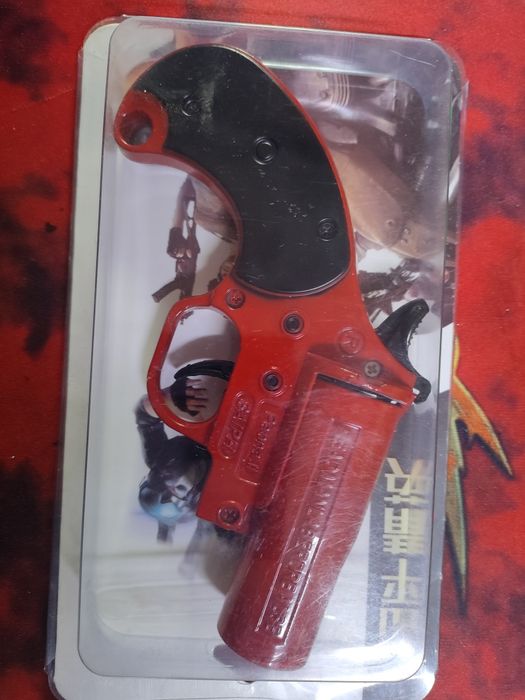 Игрушечные пистолеты железные