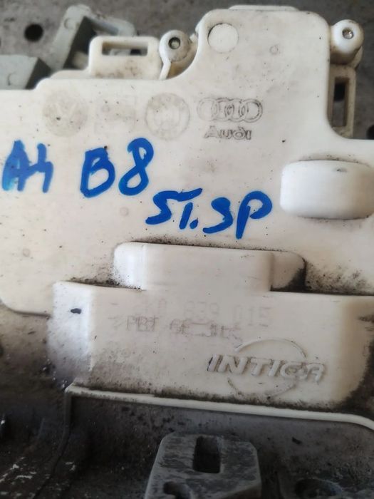 Broasca usa stanga spate audi a4 b8 8k 8k0839015