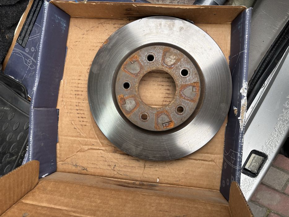 Тормозные диски от Митсубиси Лансер