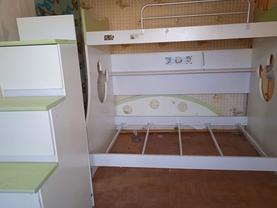 Двухъярусная кровать продам