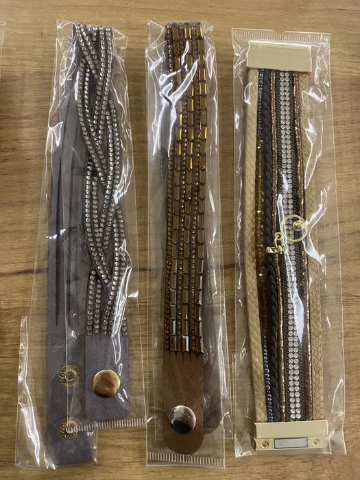 Нови гривни-чудесен аксесоар към вашата визия