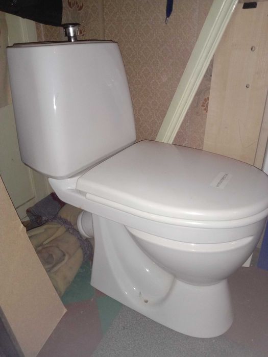 Сантехника, Унитаз