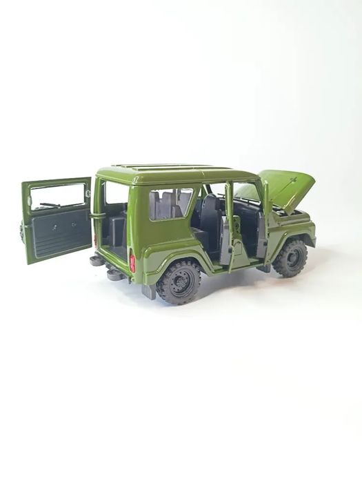 Метална количка уаз 469 - зелена 1:18