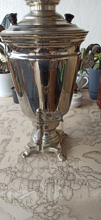 Руски самовар за украса
